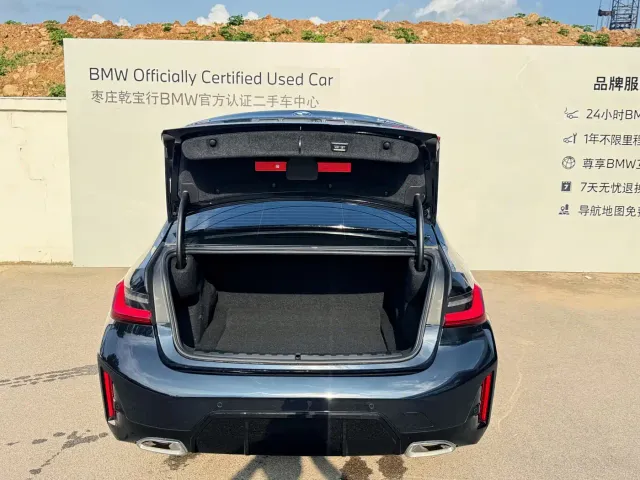 BMW 3 Series — Фото автомобиля 9