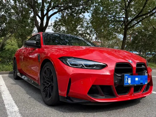 BMW M4 — Фото автомобиля 3