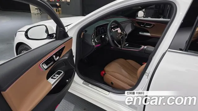 Mercedes-Benz E-Class — Фото автомобиля 10