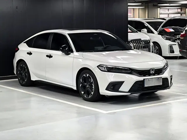Honda Civic — Фото автомобиля 3
