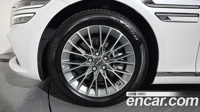 Genesis G80 Бензин 2.5 турбо 2WD — Фото автомобиля 5