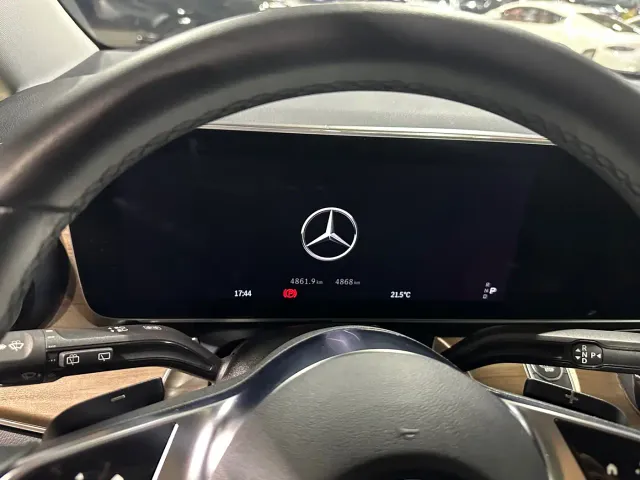 Mercedes-Benz V-Class — Фото автомобиля 13