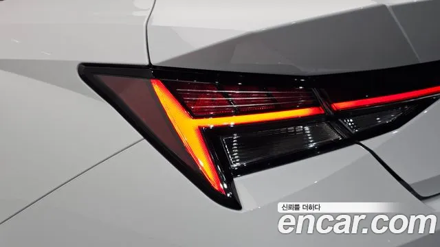 Hyundai Avante CN7 — Фото автомобиля 8