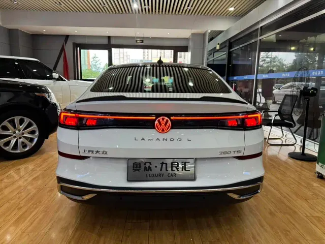 Volkswagen Lamando — Фото автомобиля 12
