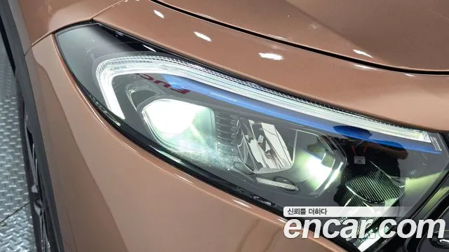 Mercedes-Benz EQA — Фото автомобиля 20