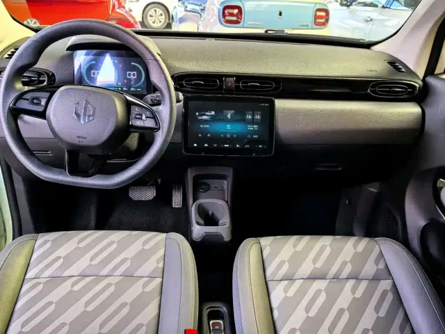 Leapmotor T03 — Фото автомобиля 5