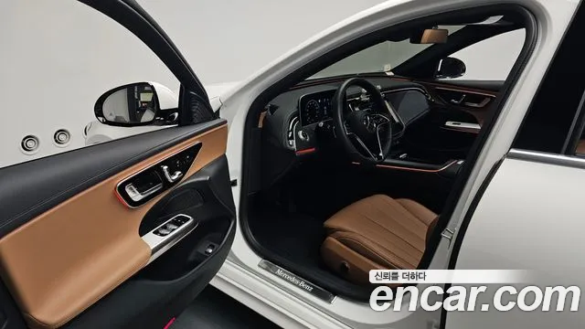 Mercedes-Benz E-Class W214 — Фото автомобиля 10