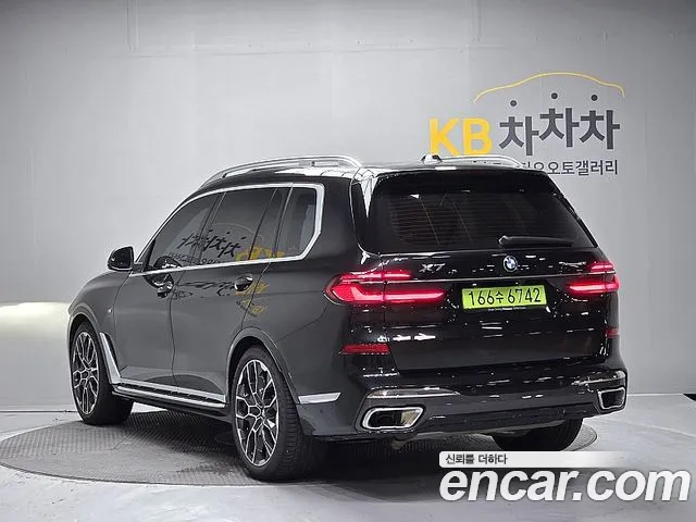 BMW X7 — Фото автомобиля 6