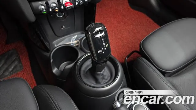 Mini Cooper Convertible — Фото автомобиля 9