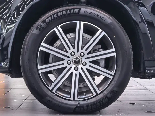 Mercedes-Benz GLE-Class — Фото автомобиля 19