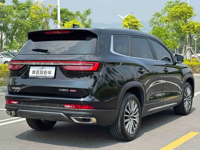 Jetour X90 Plus — Фото автомобиля 4