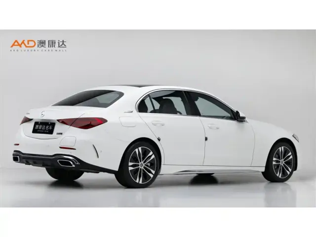 Mercedes-Benz C-Class — Фото автомобиля 3