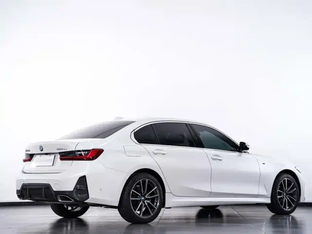 BMW 3 Series — Фото автомобиля 6