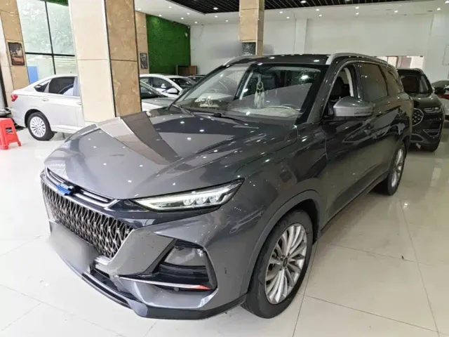 Фотография автомобиля — Changan X7 Plus