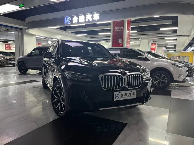 BMW X3 — Фото автомобиля 3