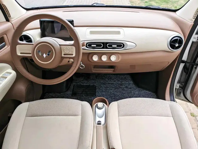 Wuling Hongguang Mini EV — Фото автомобиля 5