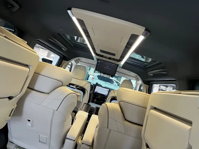 Toyota Alphard — Фото автомобиля 9