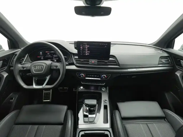 Audi Q5L — Фото автомобиля 5