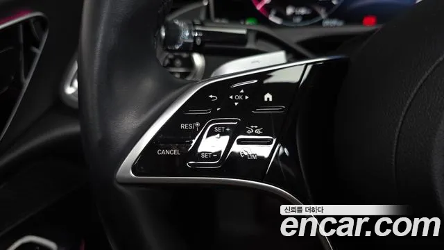 Mercedes-Benz E-Class — Фото автомобиля 23