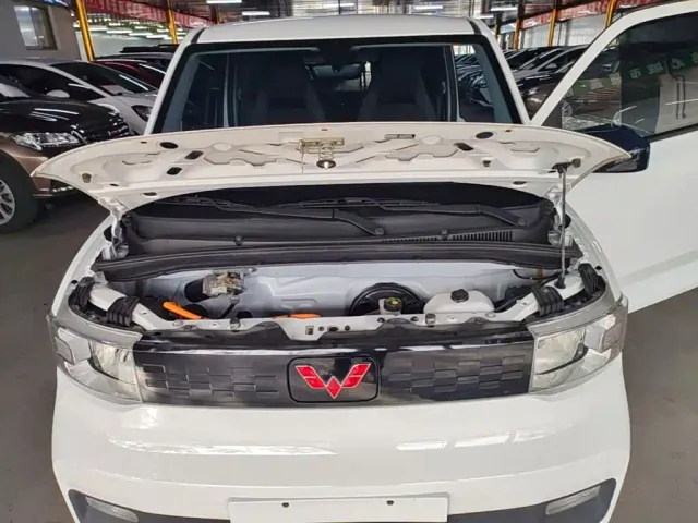 Wuling Hongguang Mini EV — Фото автомобиля 19