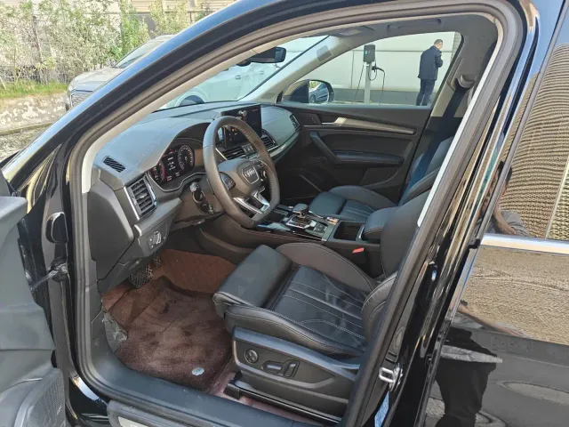 Audi Q5L — Фото автомобиля 8