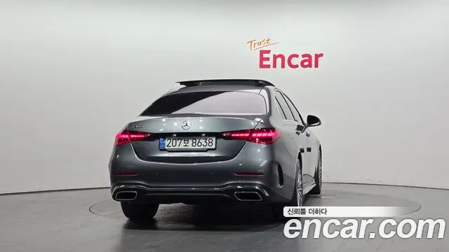 Mercedes-Benz C-Class — Фото автомобиля 4