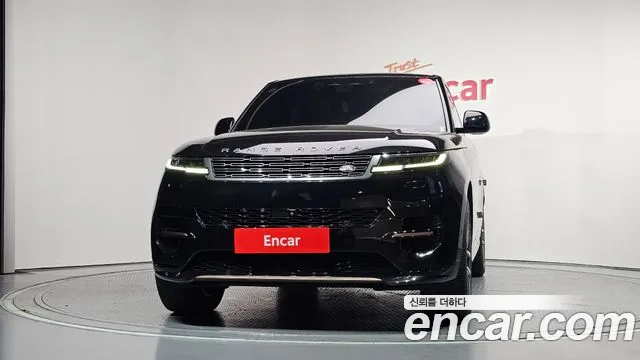 Land Rover Range Rover Sport — Фото автомобиля 3