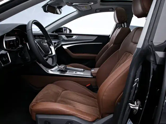 Audi A7L — Фото автомобиля 13