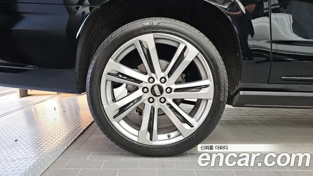 Cadillac Escalade — Фото автомобиля 5