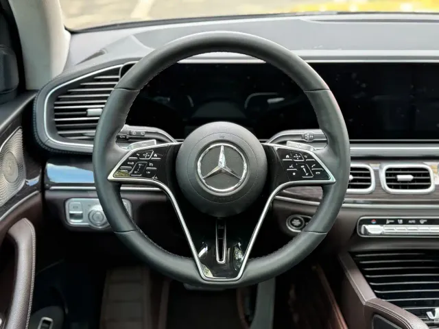 Mercedes-Benz GLE-Class — Фото автомобиля 12