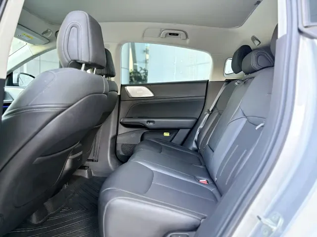 XPeng XPeng G6 2023 580 Long Range Pro — Фото автомобиля 6