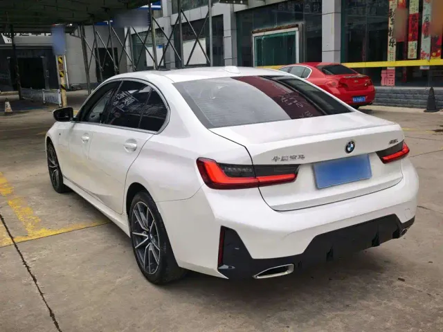 BMW 3 Series — Фото автомобиля 7