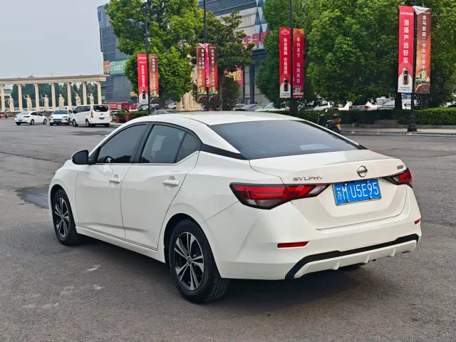 Nissan Sylphy — Фото автомобиля 7