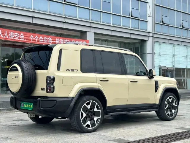 iCAR V27 — Фото автомобиля 8