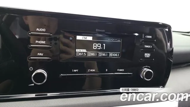 Kia K5 K5 3 поколение 2.0 LPI(Для проката) — Фото автомобиля 29