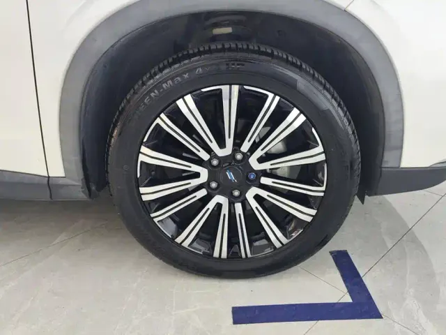 Changan Oushang X5 — Фото автомобиля 6