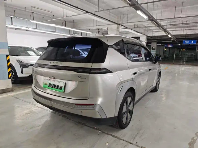 GAC Aion Y — Фото автомобиля 8