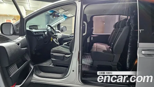 Hyundai Staria Staria Карго 5 мест — Фото автомобиля 29