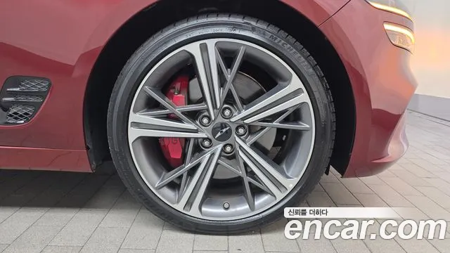 Genesis G70 Новый G70 Бензин 3.3T 4WD — Фото автомобиля 19