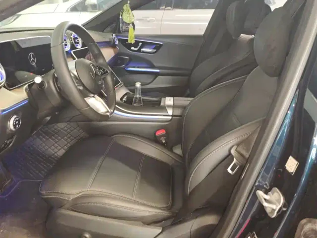 Mercedes-Benz C-Class — Фото автомобиля 9