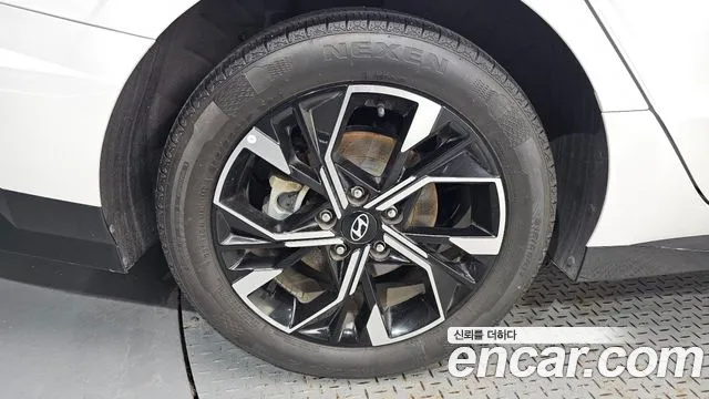 Hyundai Sonata — Фото автомобиля 3