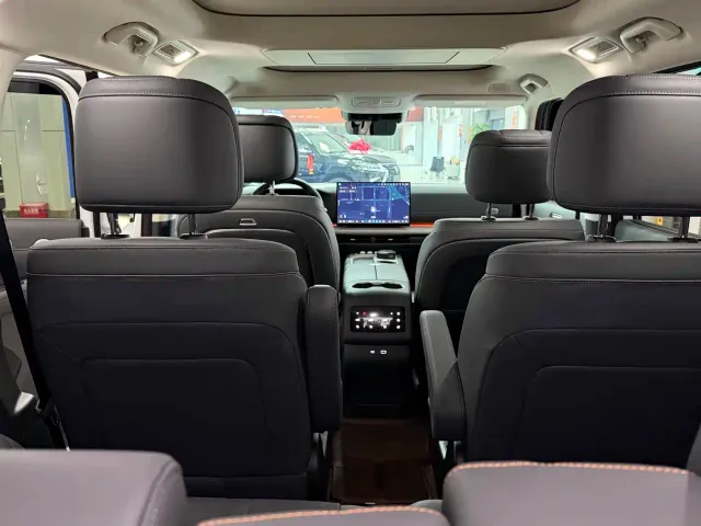 Haval Great Wall H10 — Фото автомобиля 13