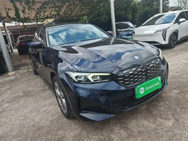 BMW i3 — Фото автомобиля 3