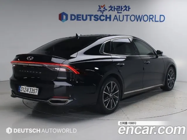 Hyundai Grandeur Новый Grandeur IG — Фото автомобиля 2