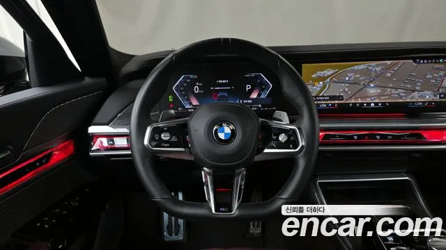 BMW 7-Series — Фото автомобиля 11