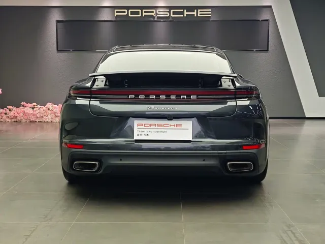 Porsche Panamera — Фото автомобиля 4
