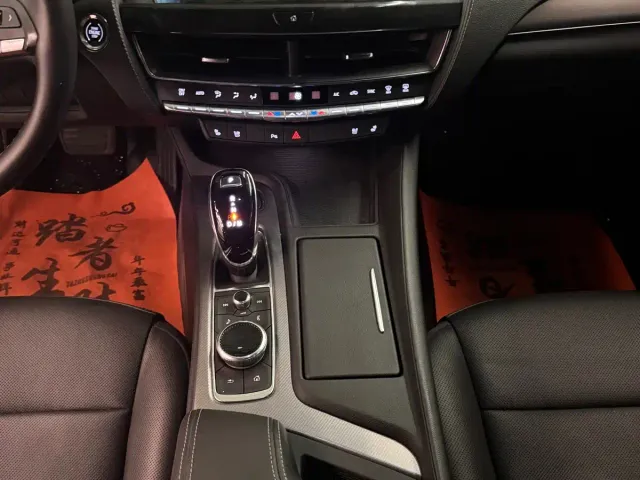 Cadillac CT5 — Фото автомобиля 8