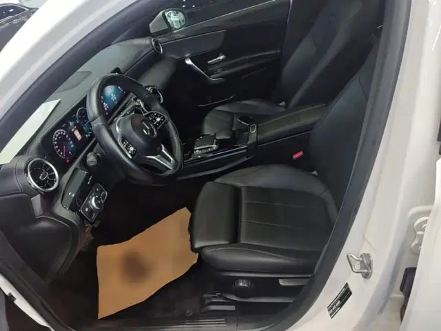 Mercedes-Benz A-Class — Фото автомобиля 14