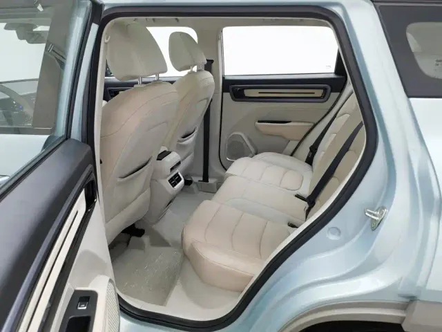 Geely ICON — Фото автомобиля 15