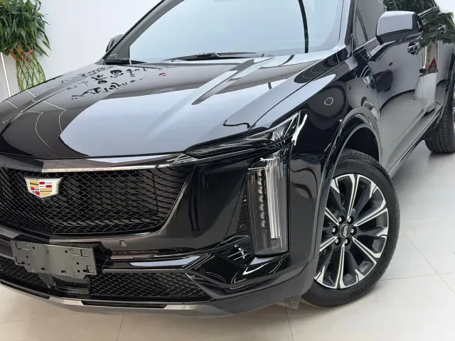 Cadillac XT5 — Фото автомобиля 16